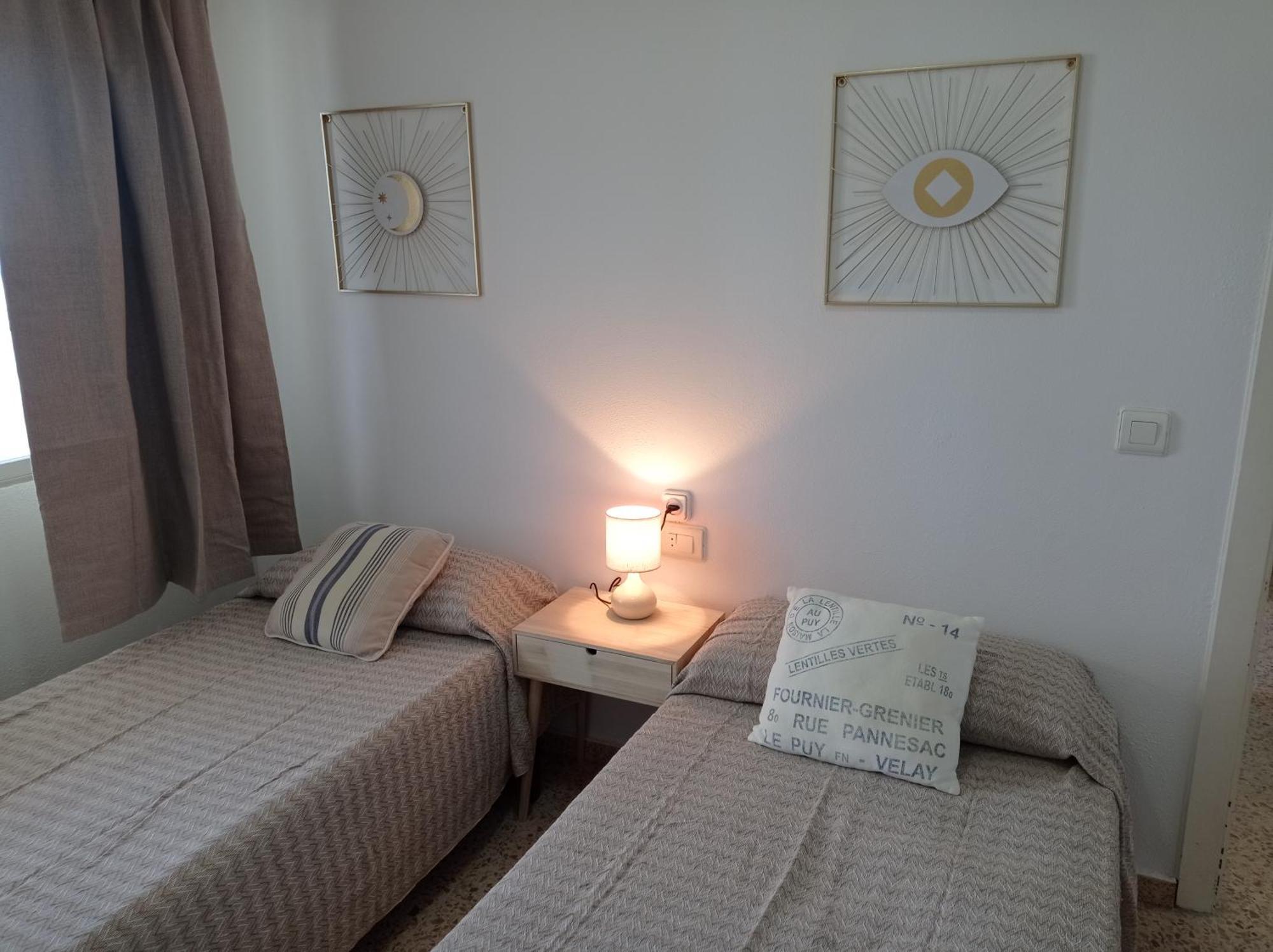 Apartamentos Infante Primera Linea - Solo Familias Serviplaya Playa de Gandia 객실 사진