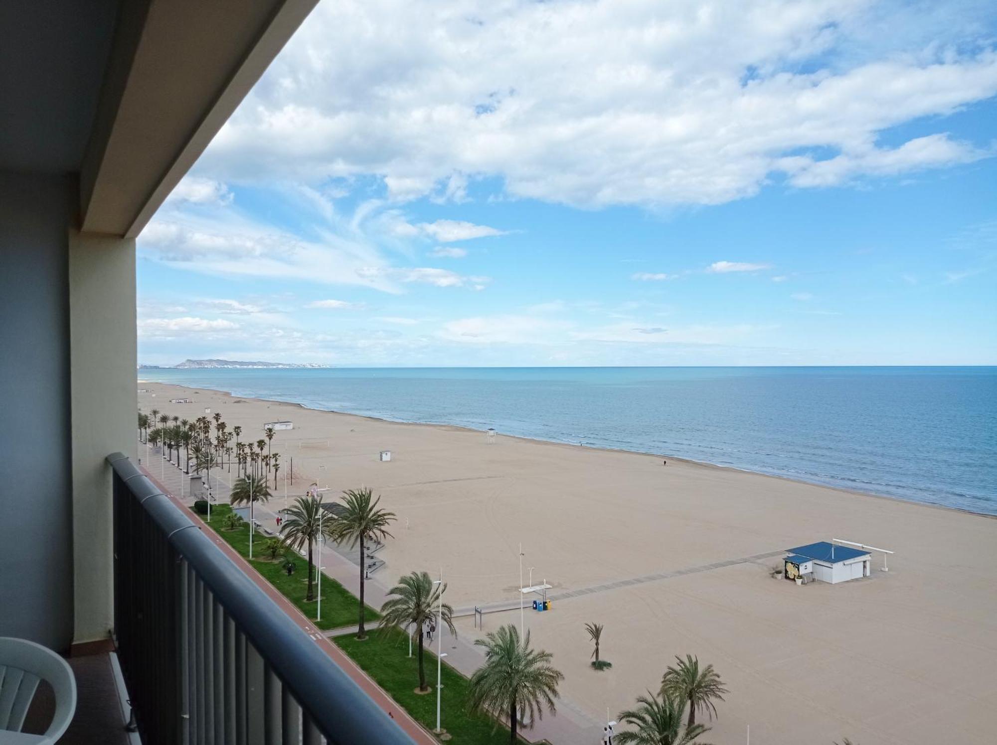 Apartamentos Infante Primera Linea - Solo Familias Serviplaya Playa de Gandia 객실 사진